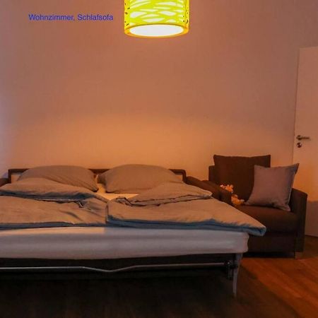Freundliche Wohnung Mit Parkplatz Und Terrasse Нойбранденбург Екстер'єр фото